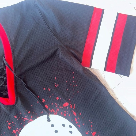 NWOT Women’s XLarge Jason Voorhees Hockey Dress Friday the 13th - Picture 4 of 10